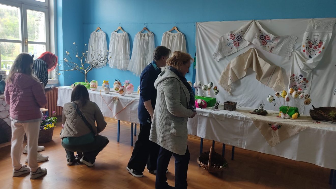 Šarenilo, tradicija i zajedništvo – uskrsna izložba u Luki